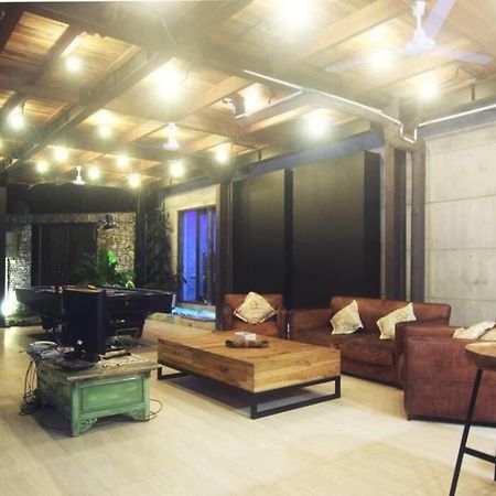 יוגיאקרטה Villa Amalura I מראה חיצוני תמונה
