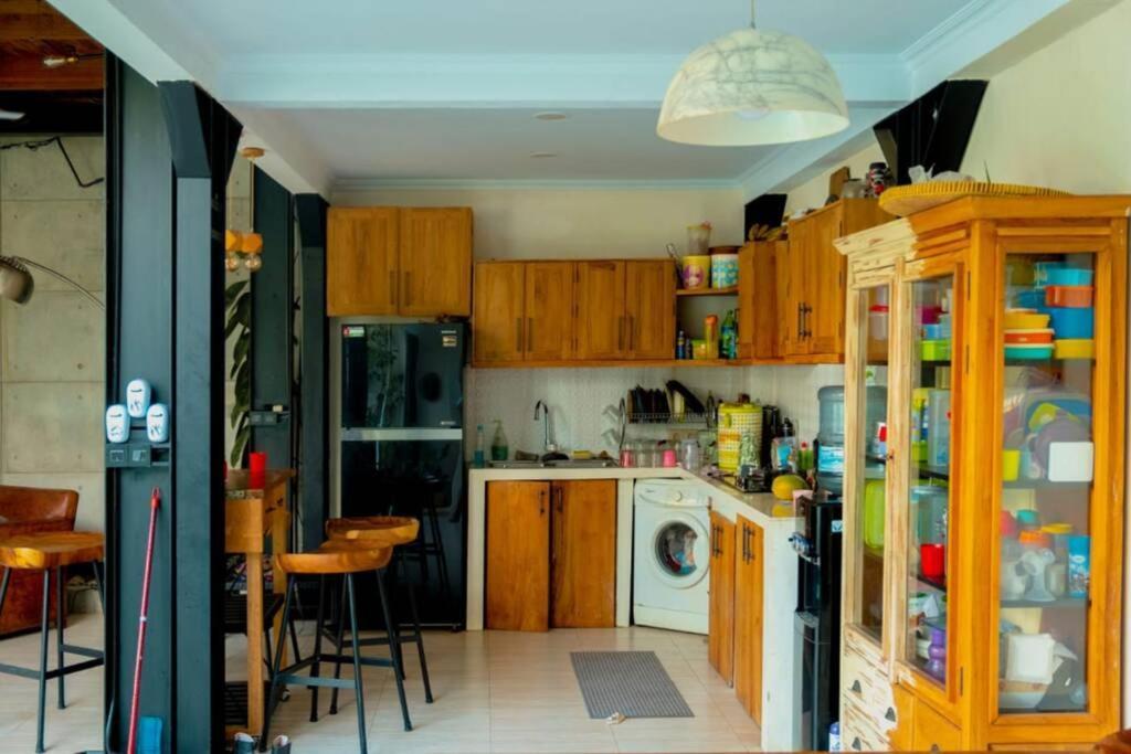 יוגיאקרטה Villa Amalura I מראה חיצוני תמונה