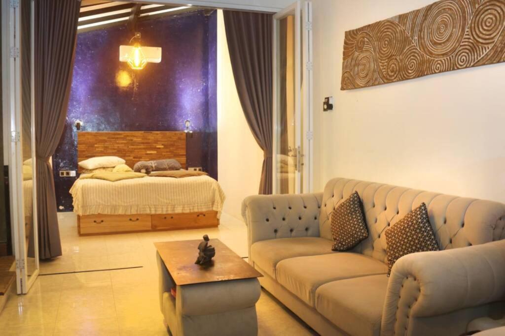יוגיאקרטה Villa Amalura I מראה חיצוני תמונה